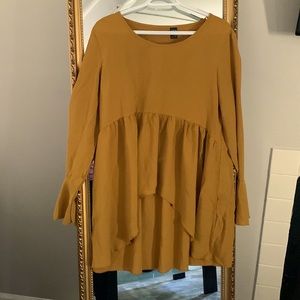 Shein High Low Top. Never worn